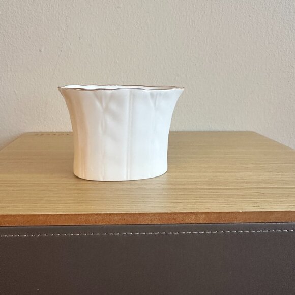 Aynsley two piece bone china catch all. Vintage. - Picture 6 of 12